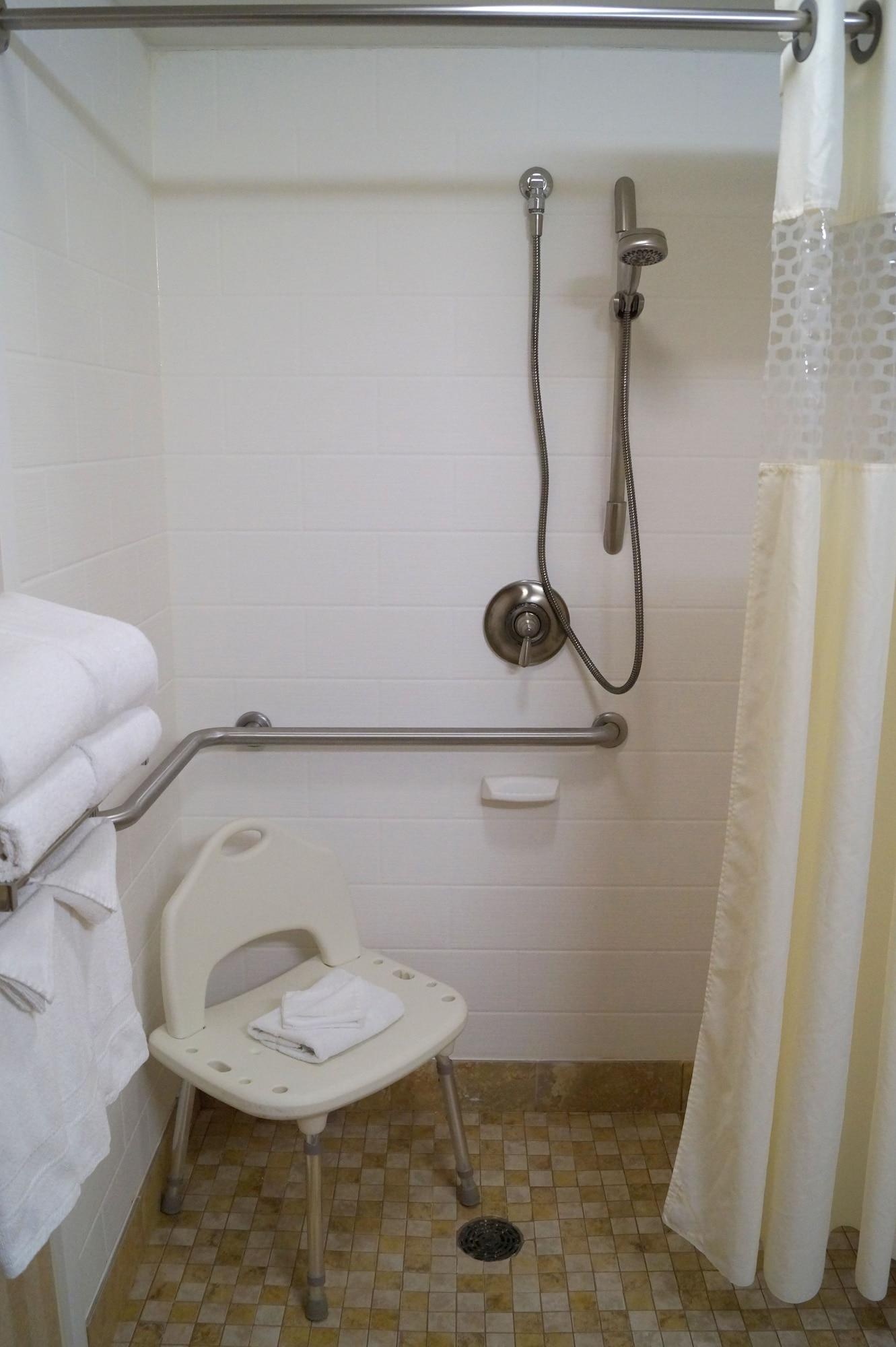 Hampton Inn Altoona Eksteriør bilde
