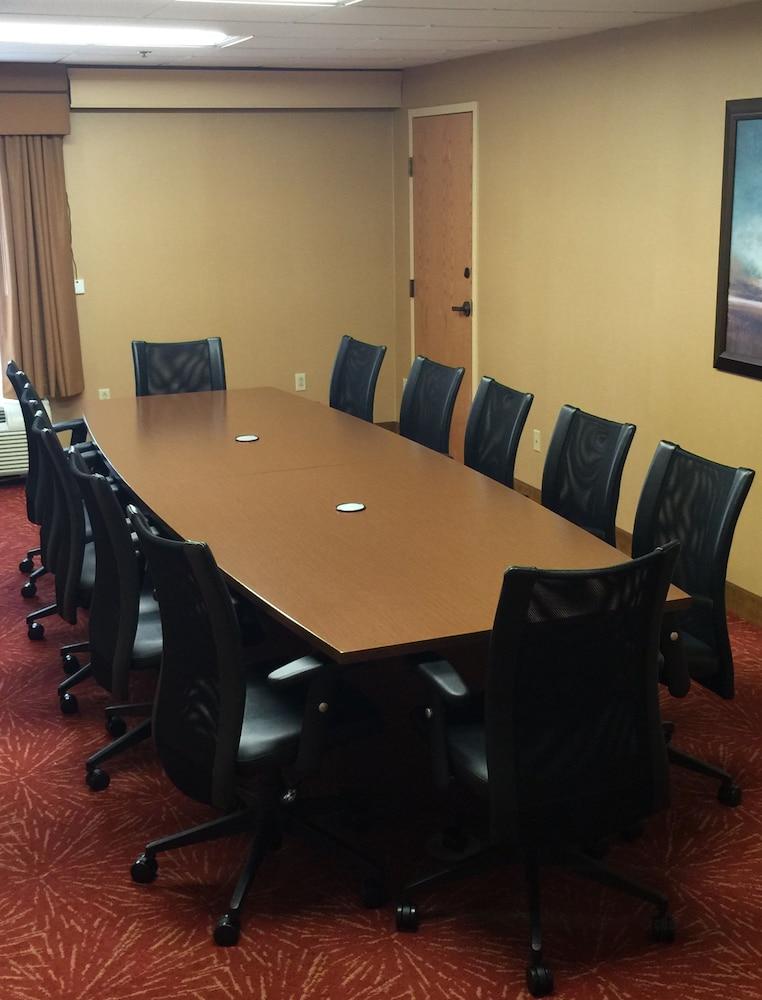 Hampton Inn Altoona Eksteriør bilde