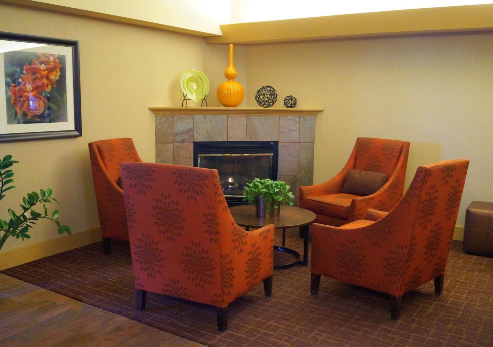 Hampton Inn Altoona Eksteriør bilde