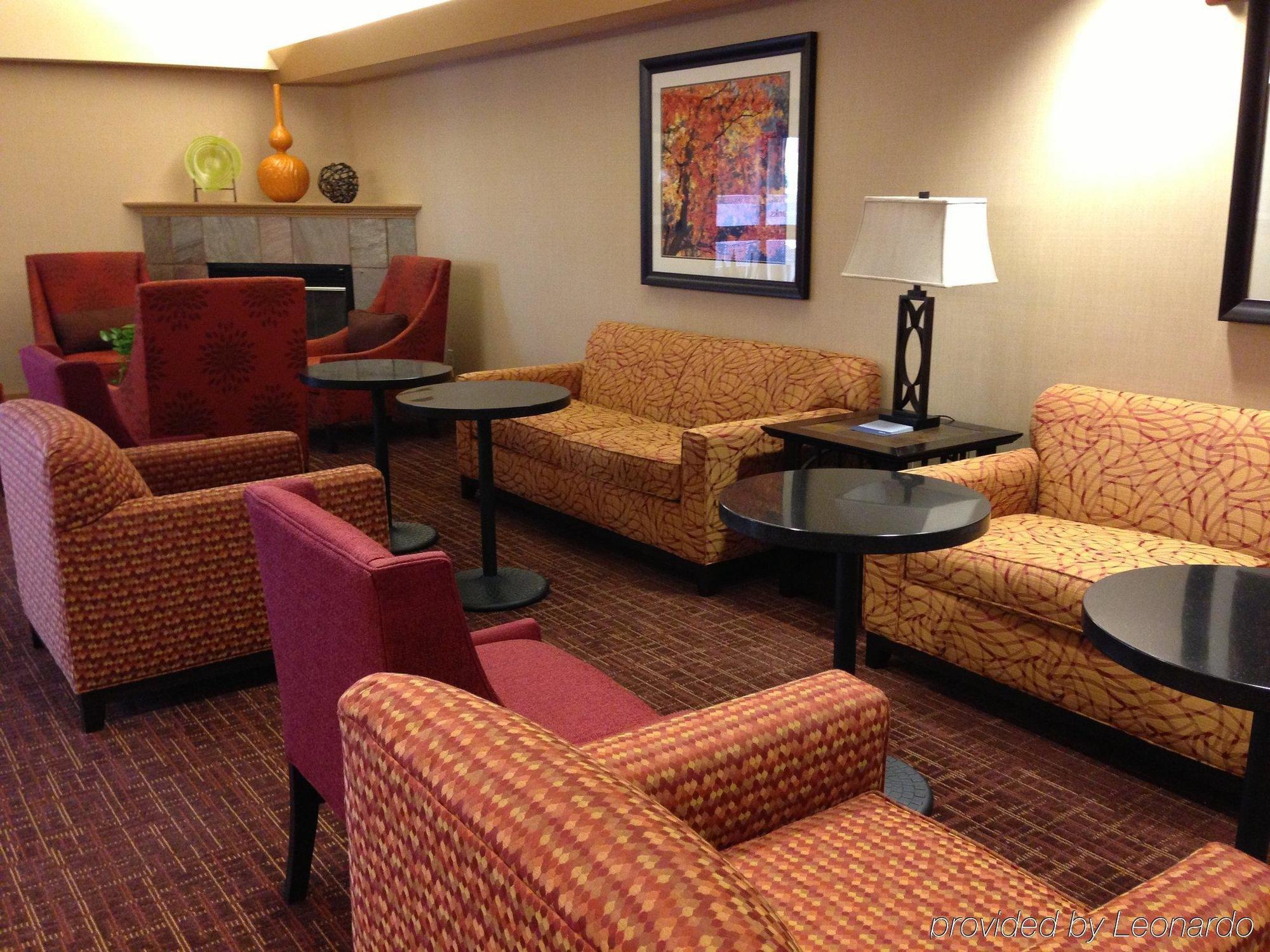Hampton Inn Altoona Eksteriør bilde