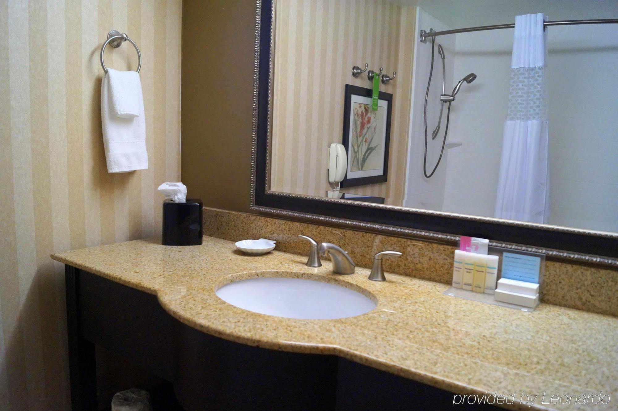 Hampton Inn Altoona Eksteriør bilde